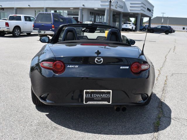 2016 Mazda MX-5 Miata Grand Touring