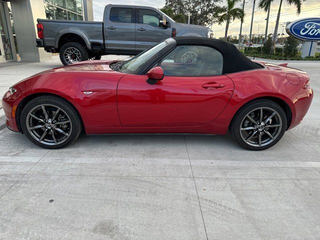 2016 Mazda MX-5 Miata Grand Touring