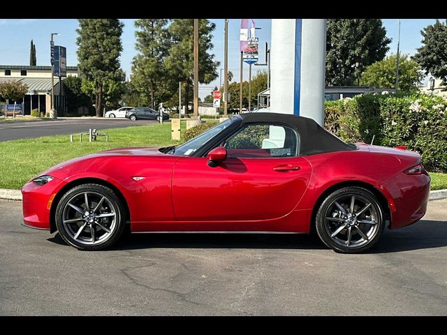 2016 Mazda MX-5 Miata Grand Touring