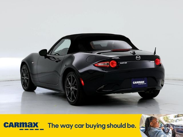 2016 Mazda MX-5 Miata Grand Touring