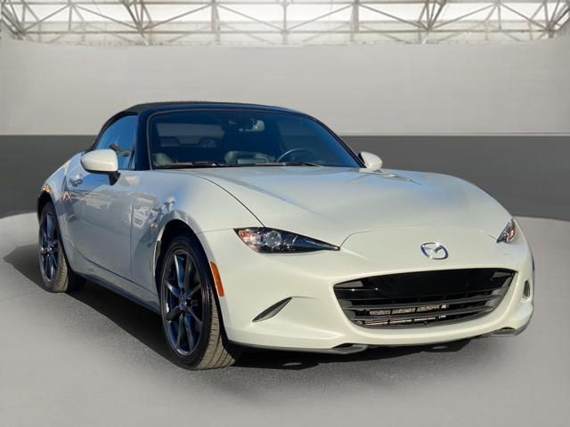 2016 Mazda MX-5 Miata Grand Touring