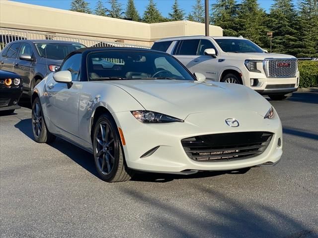 2016 Mazda MX-5 Miata Grand Touring