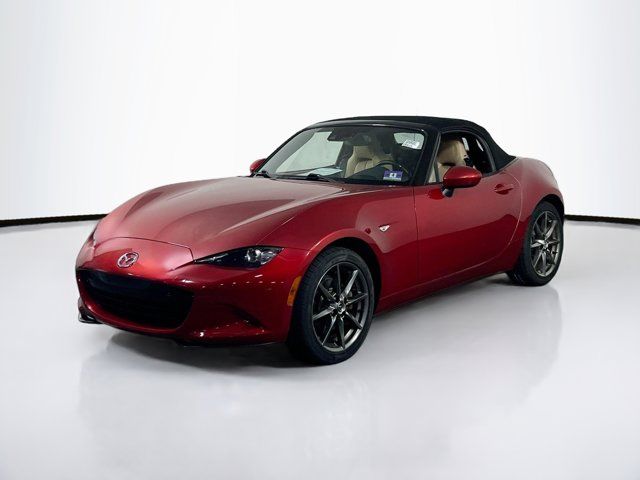 2016 Mazda MX-5 Miata Grand Touring