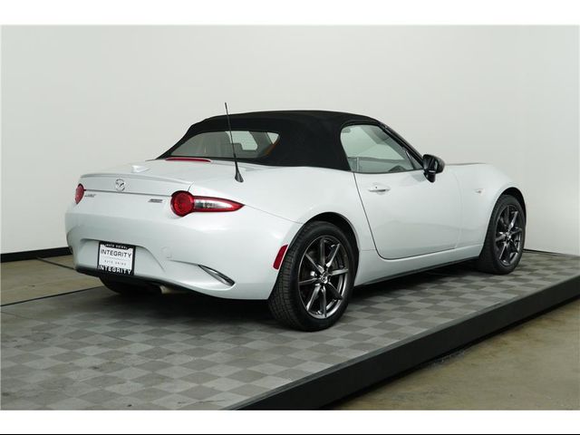 2016 Mazda MX-5 Miata Grand Touring