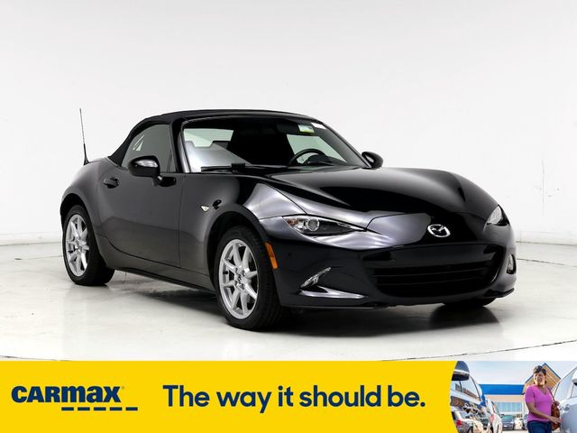 2016 Mazda MX-5 Miata Sport