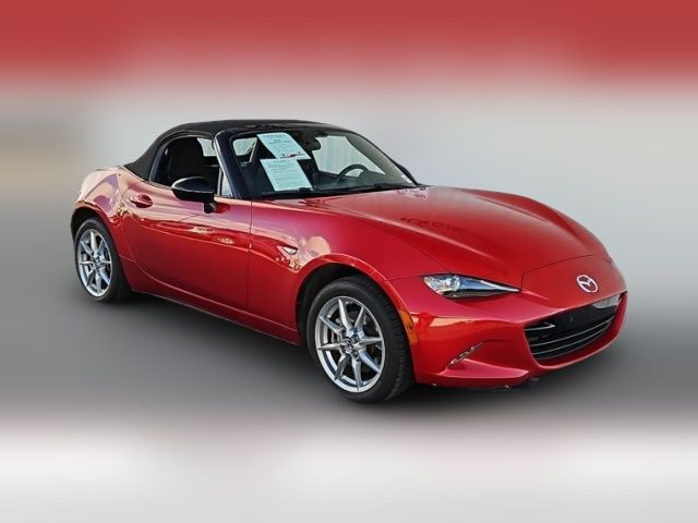 2016 Mazda MX-5 Miata Sport