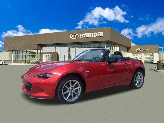 2016 Mazda MX-5 Miata Sport