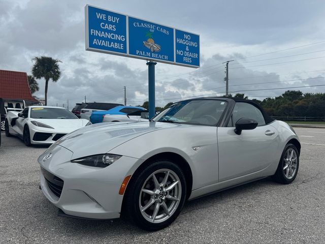 2016 Mazda MX-5 Miata Sport