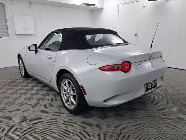 2016 Mazda MX-5 Miata Sport