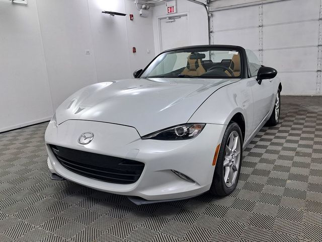 2016 Mazda MX-5 Miata Sport