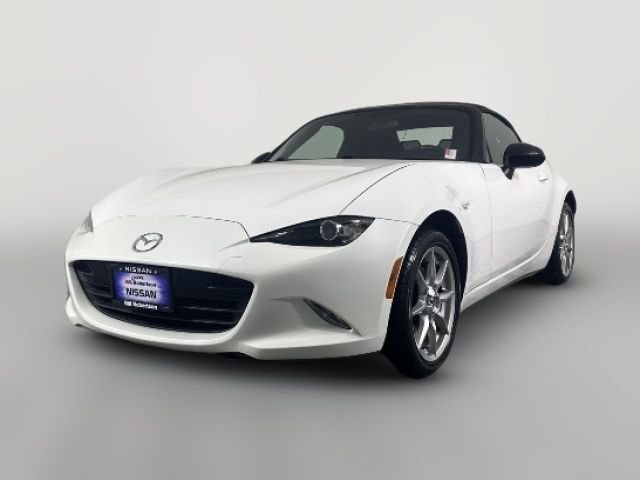 2016 Mazda MX-5 Miata Sport