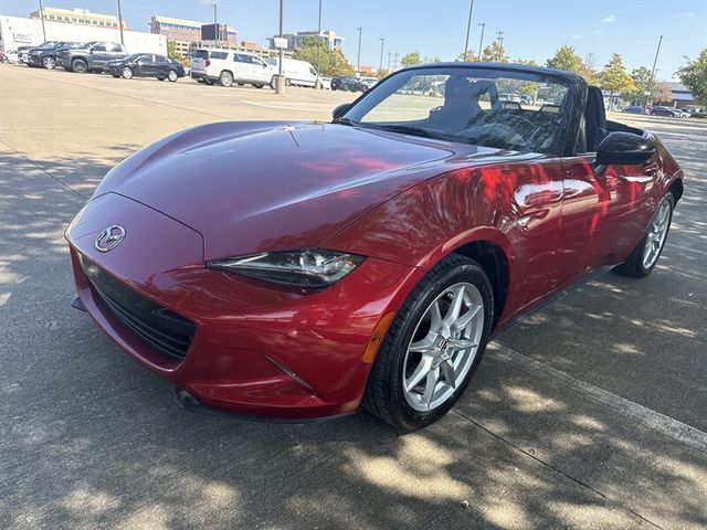 2016 Mazda MX-5 Miata Sport