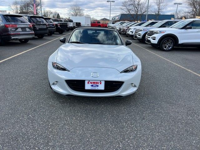 2016 Mazda MX-5 Miata Sport