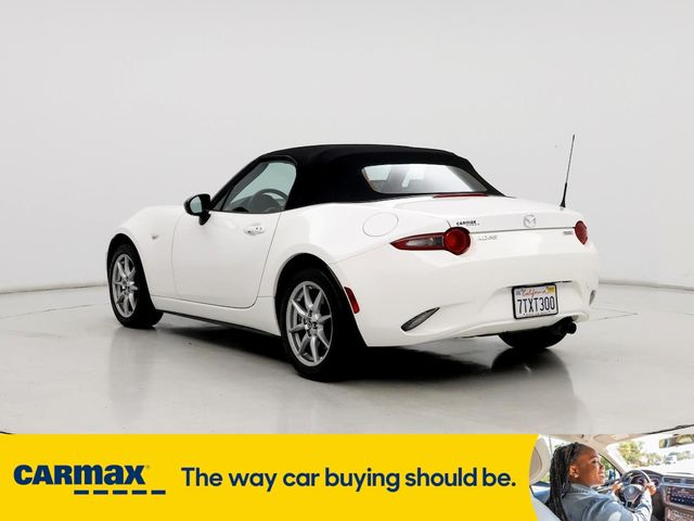 2016 Mazda MX-5 Miata Sport