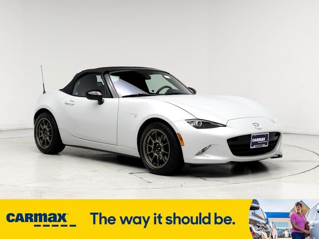 2016 Mazda MX-5 Miata Sport