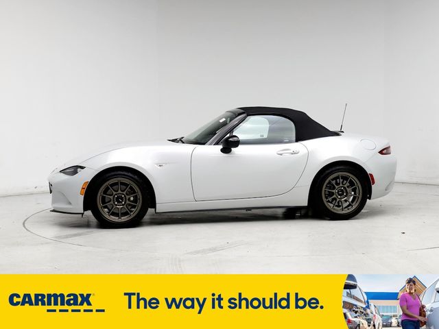 2016 Mazda MX-5 Miata Sport