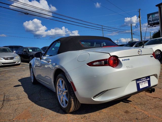 2016 Mazda MX-5 Miata Sport