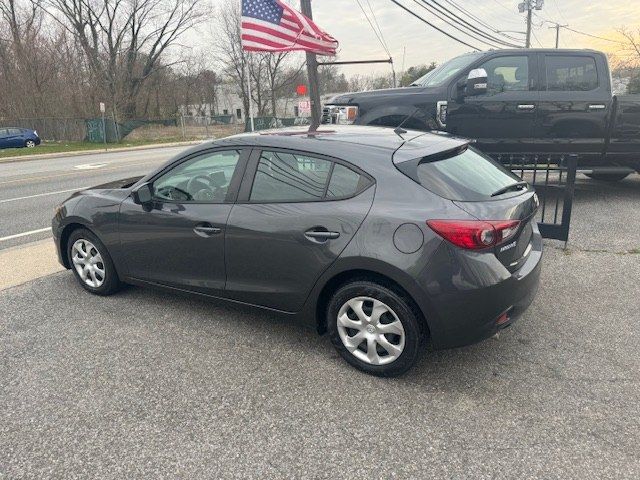 2016 Mazda Mazda3 i Sport