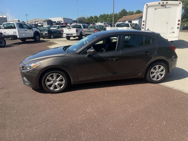 2016 Mazda Mazda3 i Sport