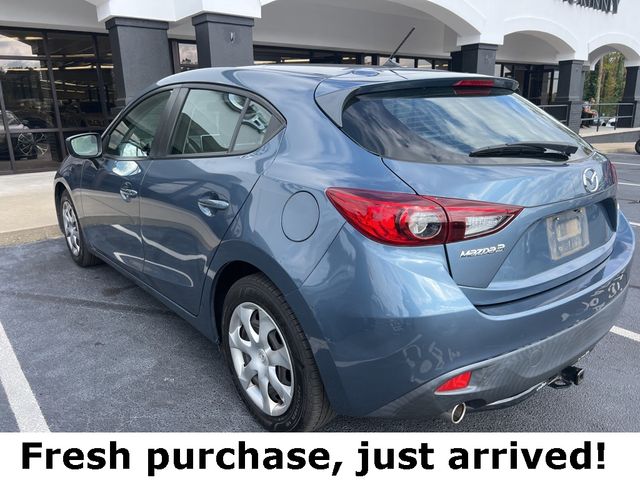 2016 Mazda Mazda3 i Sport