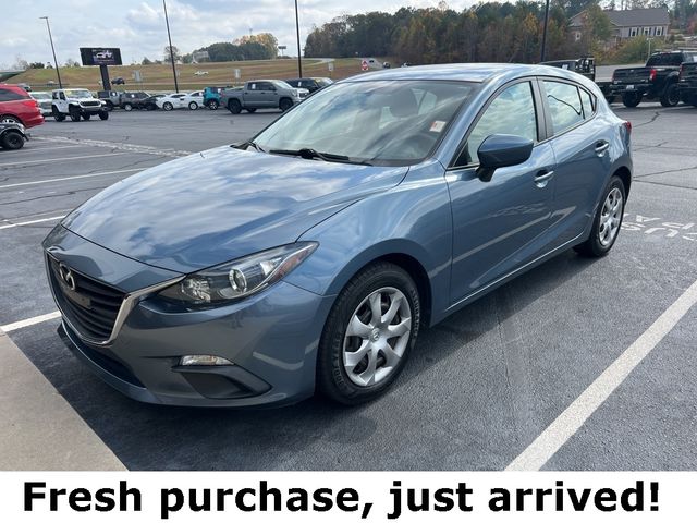 2016 Mazda Mazda3 i Sport