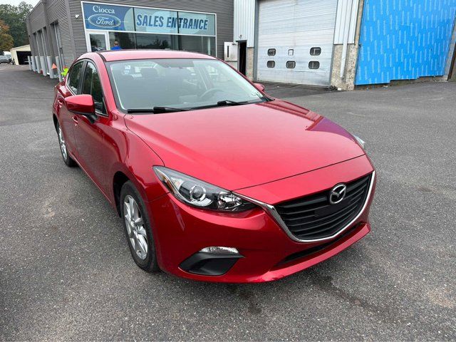 2016 Mazda Mazda3 i Sport