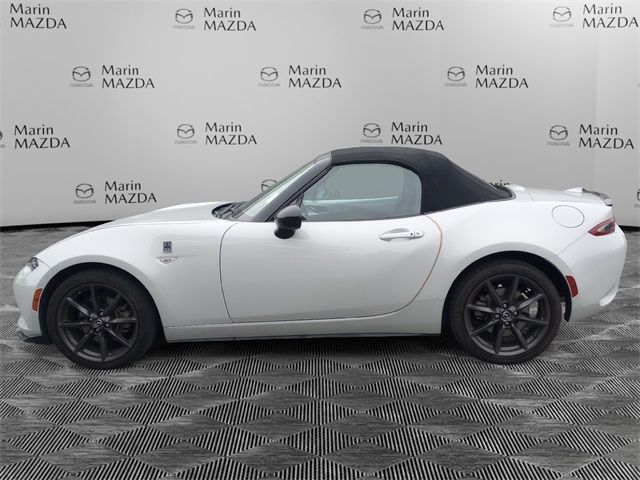 2016 Mazda MX-5 Miata Club