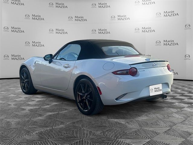 2016 Mazda MX-5 Miata Club