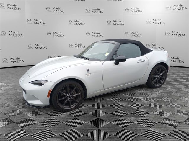 2016 Mazda MX-5 Miata Club