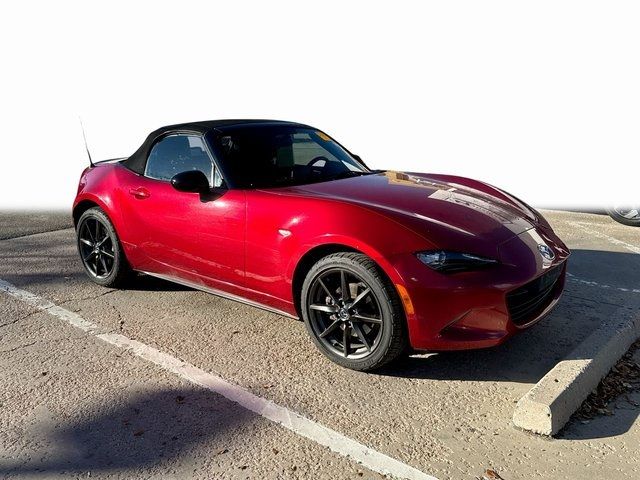 2016 Mazda MX-5 Miata Club