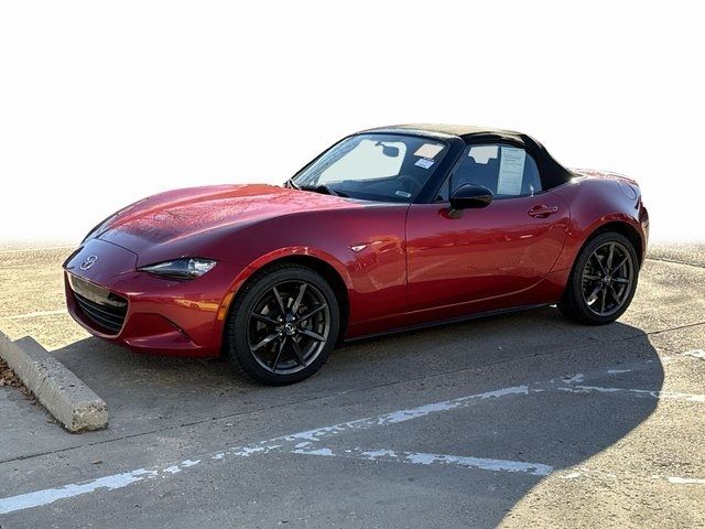 2016 Mazda MX-5 Miata Club