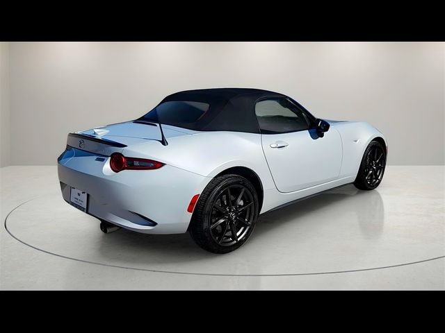 2016 Mazda MX-5 Miata Club