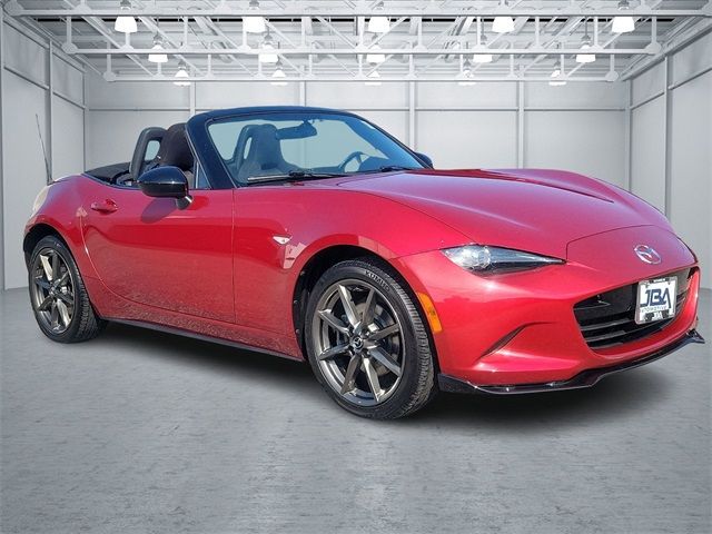 2016 Mazda MX-5 Miata Club