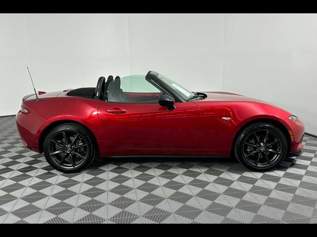 2016 Mazda MX-5 Miata Club