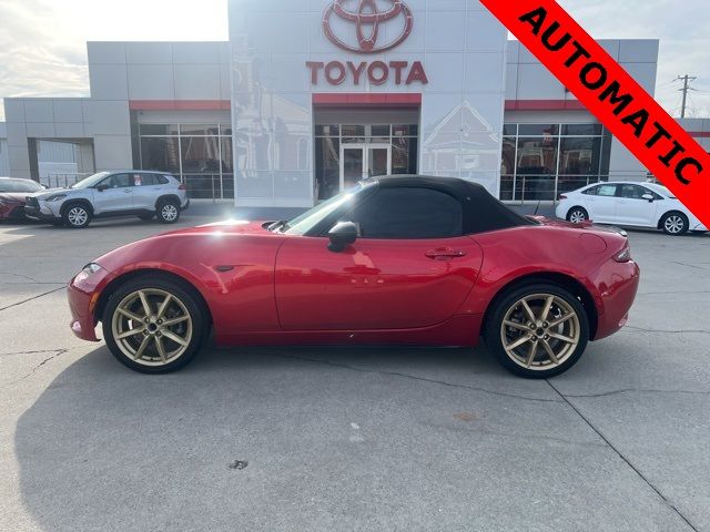 2016 Mazda MX-5 Miata Club