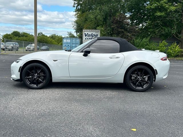 2016 Mazda MX-5 Miata Club