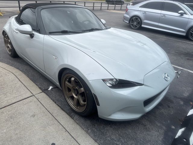 2016 Mazda MX-5 Miata Grand Touring