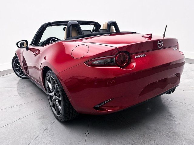 2016 Mazda MX-5 Miata Grand Touring