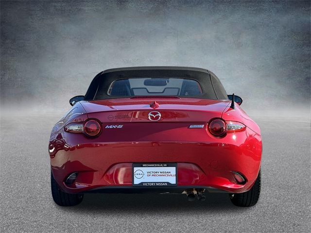 2016 Mazda MX-5 Miata Grand Touring