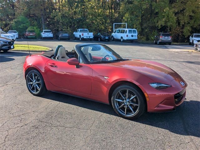 2016 Mazda MX-5 Miata Grand Touring