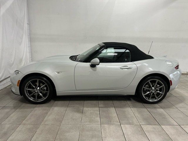 2016 Mazda MX-5 Miata Grand Touring