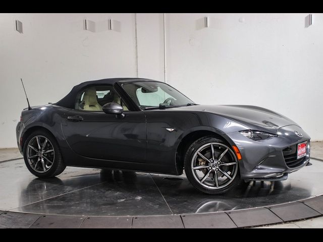 2016 Mazda MX-5 Miata Grand Touring