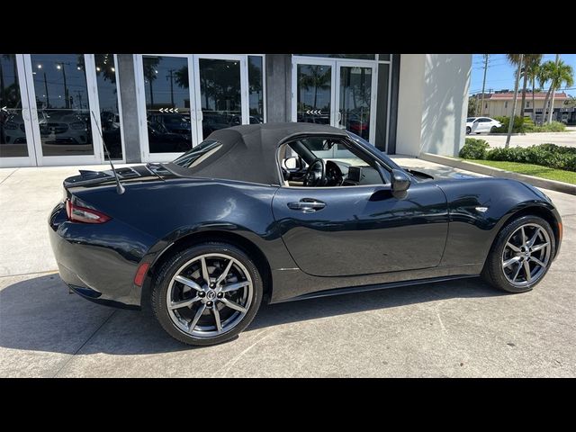 2016 Mazda MX-5 Miata Grand Touring