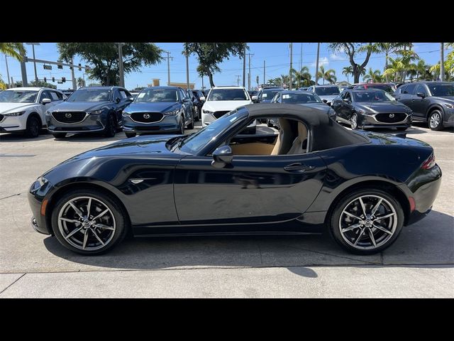 2016 Mazda MX-5 Miata Grand Touring