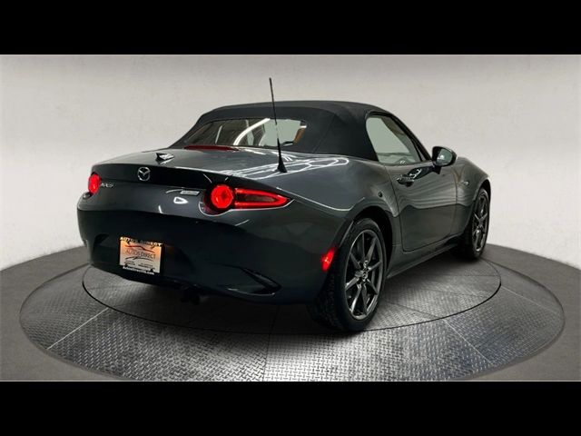 2016 Mazda MX-5 Miata Grand Touring