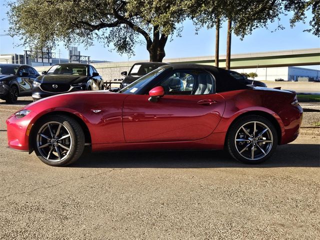 2016 Mazda MX-5 Miata Grand Touring