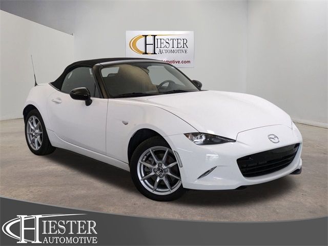 2016 Mazda MX-5 Miata Sport