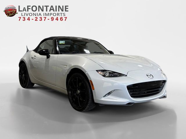 2016 Mazda MX-5 Miata Sport