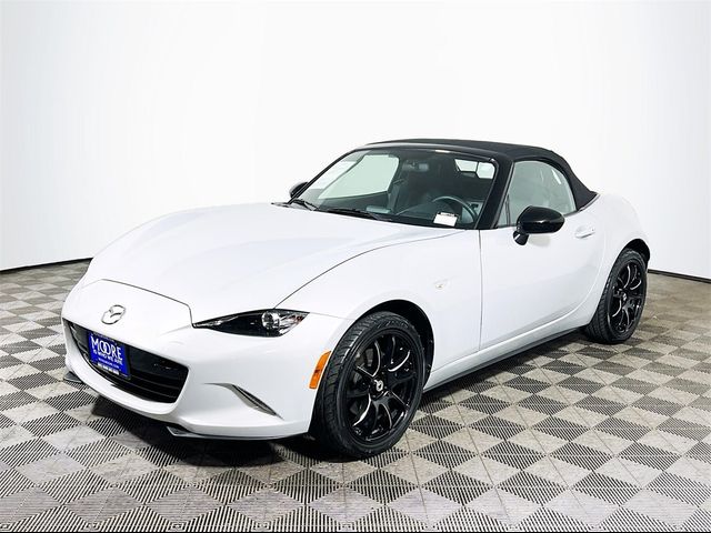 2016 Mazda MX-5 Miata Sport