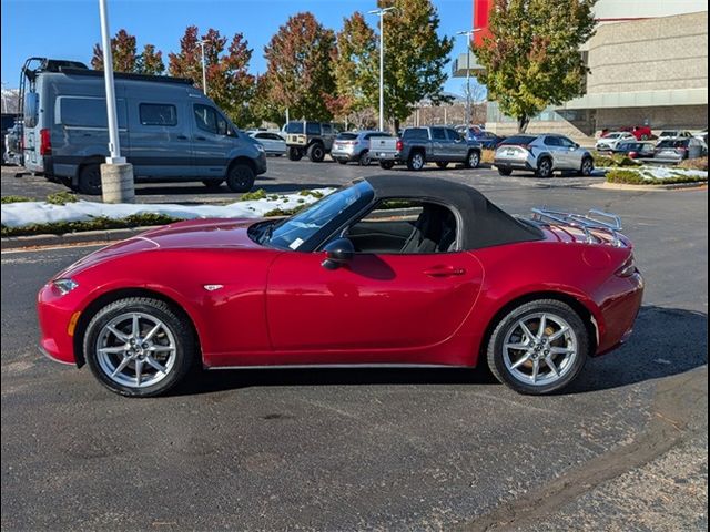 2016 Mazda MX-5 Miata Sport